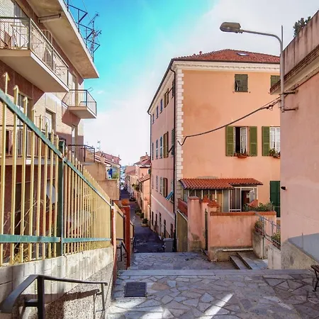 Apartment La Marina